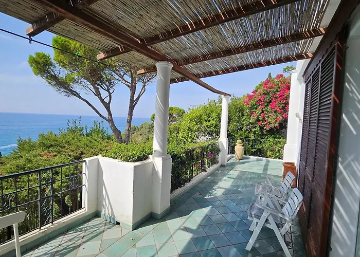 Amazing Villa Seafront On Circeo Mountain