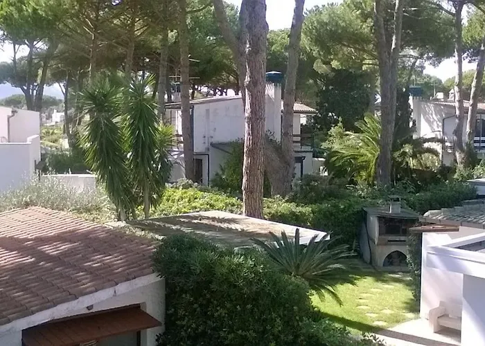 Villa Amalia - Condominium Private Beach